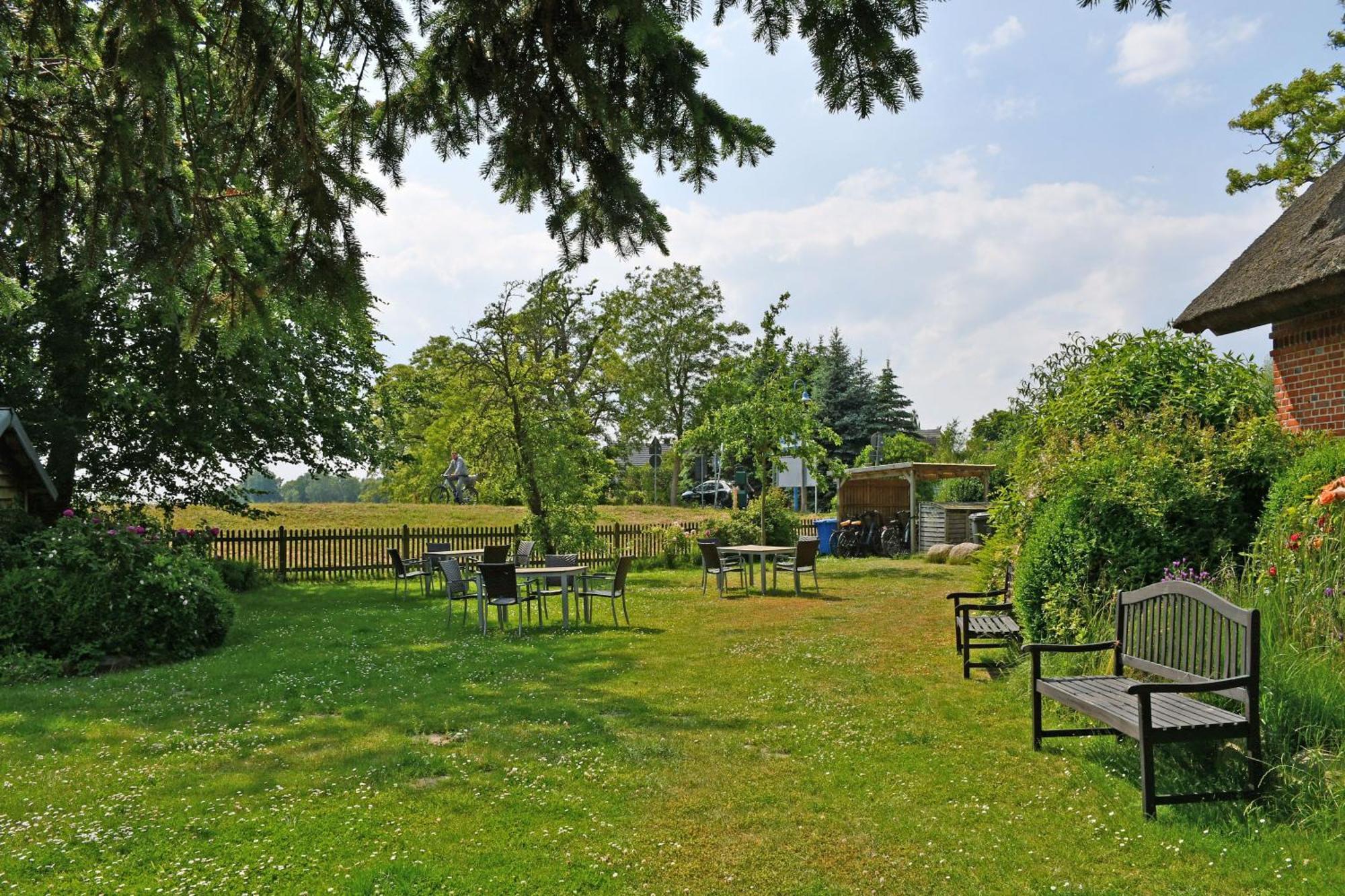 Landhaus Am Deich Middelhagen Exterior photo